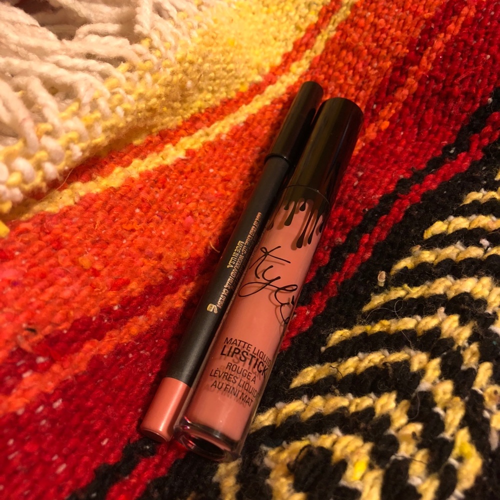 Kylie Matte Liquid Lip Kit, Koko K